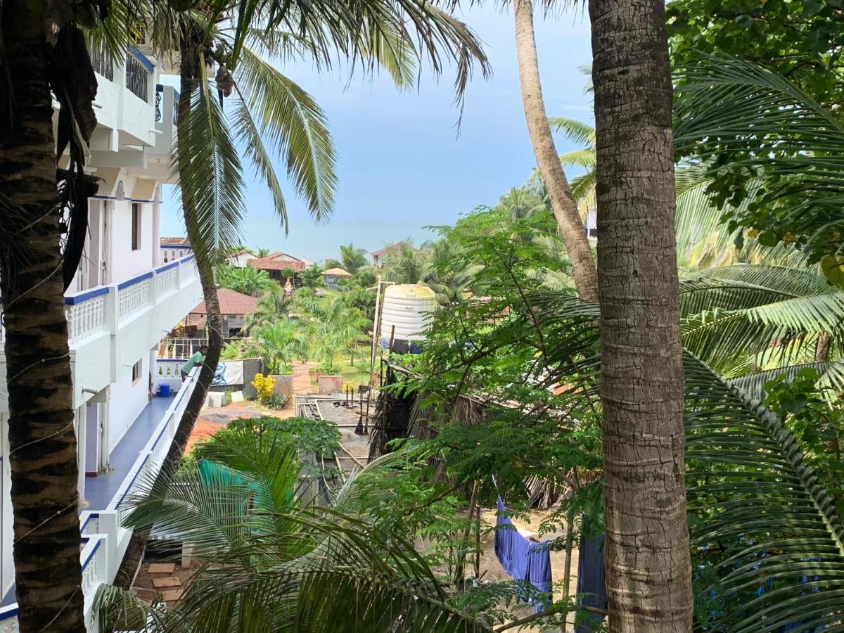 Savitri Guest House Arambol Exterior photo